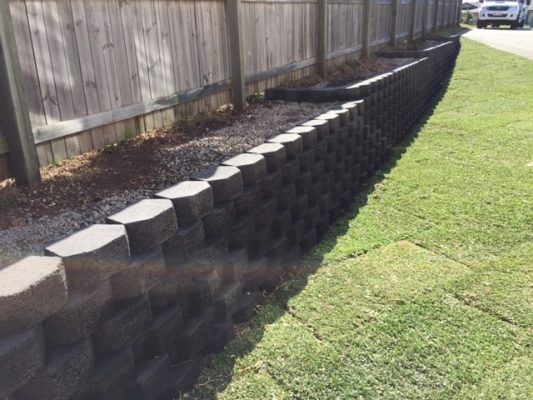 Link Retaining wall - North Brisbane landscapers